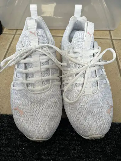 Puma sneakers (only worn once), View more