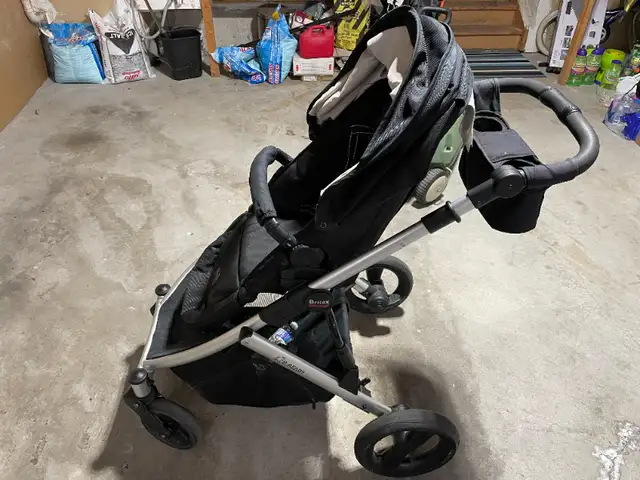 Britax B-Ready stroller in Strollers, Carriers & Car Seats in Mississauga / Peel Region - Image 5