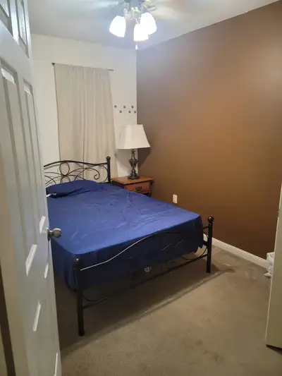 room for rent in midtown Ajax