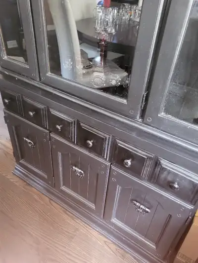 Refurbished hutch (black), View more