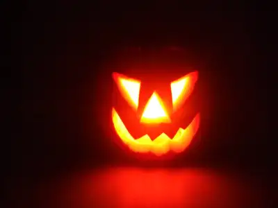 Halloween: Vintage Pumpkin Imposters Jack-o-Lantern light up