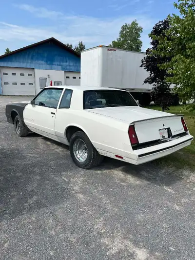 1985 Monte Carlo SS. Full cage, mini tub, 4 link rear, coil over shocks, possi rear end 4:10 gears....