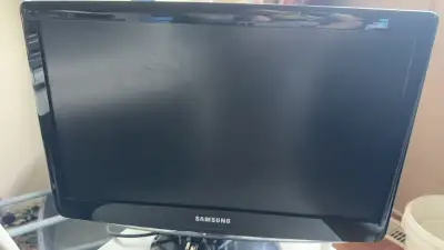 moving sale-good condition-PC monitor, View more