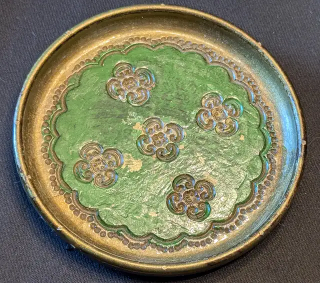Set of 6 Stylish 1940s Italian Florentine Gilt Wooden Coasters! in Arts & Collectibles in London - Image 7