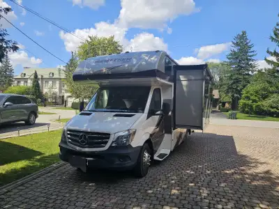Traitement Diamond Kote Treatment, 3.6kw LP generator, Hwelling Sway Bar, water filter, Artic Pkg, 1...