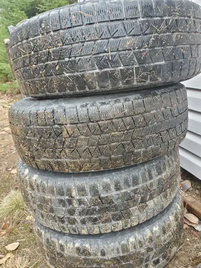16” 5 bolt tires and rims 205 60 16 Snow tires non directional Off a 2007 Honda accord $350 or best...