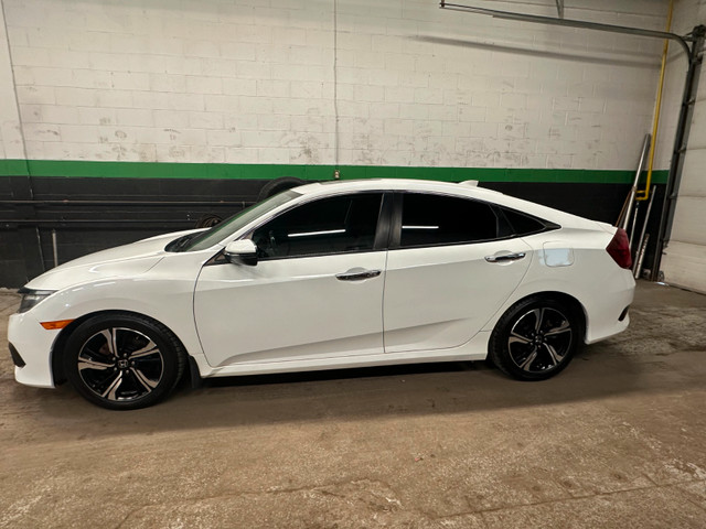 2016 Honda Civic Touring *CLEAN TITLE* in Cars & Trucks in City of Toronto - Image 2