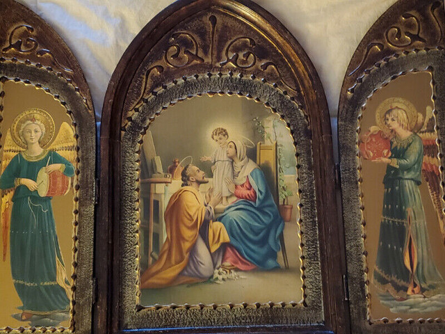 RELIGIOUS TRIPTYCH ICON  JESUS MARY JOSEPH ANGELS FLORENTINE in Arts & Collectibles in City of Toronto - Image 4