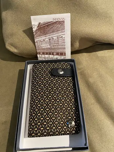 Inden-ya Credit Card  holder, View more