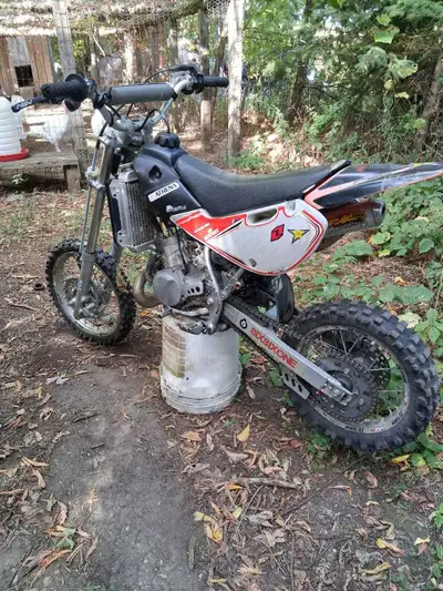2004 kawi kx65. It is a 2t race bike that is great for kids getting into moto or just want a bike. I...