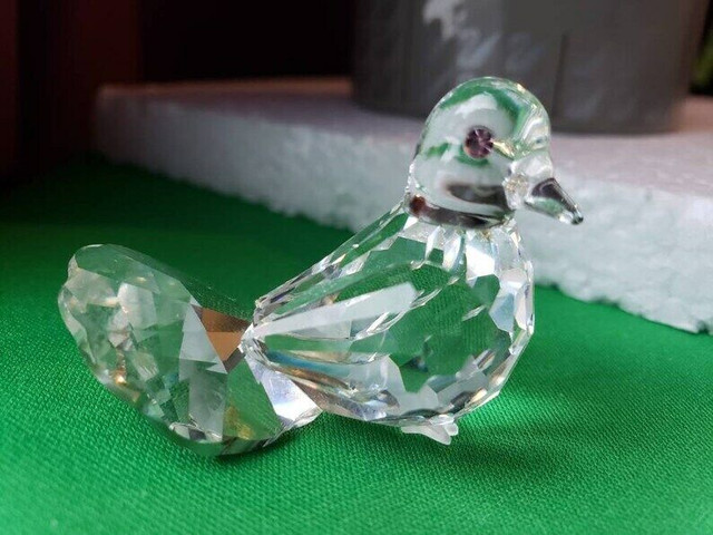 Swarovski Crystal  DOVE  bird in Arts & Collectibles in Thunder Bay - Image 2