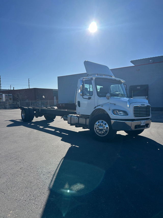  2013 Freightliner M2 in Cars & Trucks in Mississauga / Peel Region