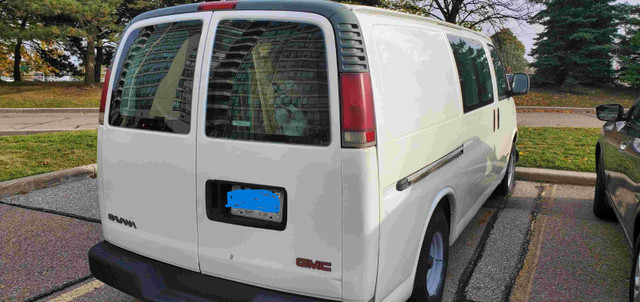 For Sale 2001 GMC Savana 1500 Cargo van $2500. 4162580980 in Cars & Trucks in Mississauga / Peel Region - Image 2
