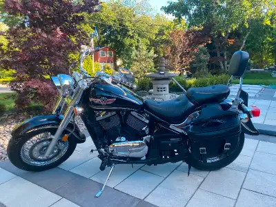 A great condition Kawasaki Vulcan Classic 800 and lightly used the past two years. Originally bought...