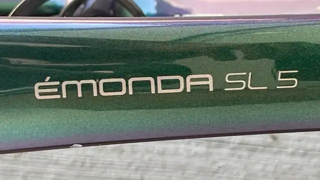 Trek Emonda SL 5 Carbon Road Bike 54cm – Carbon Wheels + Extra in Road in Ottawa - Image 3