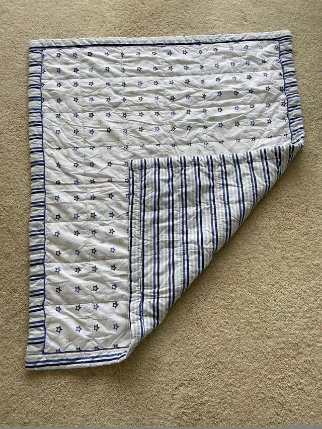 Baby/Toddler Star Blanket in Other in Winnipeg - Image 4