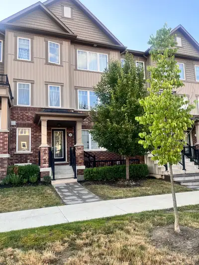Townhouse for lease