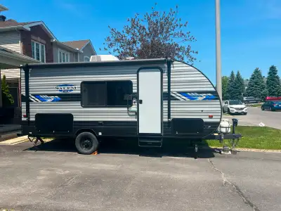 SAVE OVER 30% (over $10K) from NEW! Showroom condition used only 4 times (3 weekends and 1 road trip...