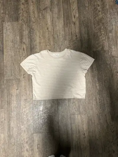 American Eagle shirt Small