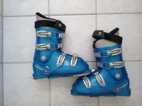 Kids Downhill Ski Boots, Size 23.5