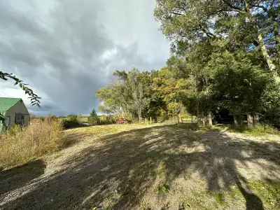 Secure storage yard. Located close to Hamilton Airport in Ancaster We have 3 spaces available spaces...