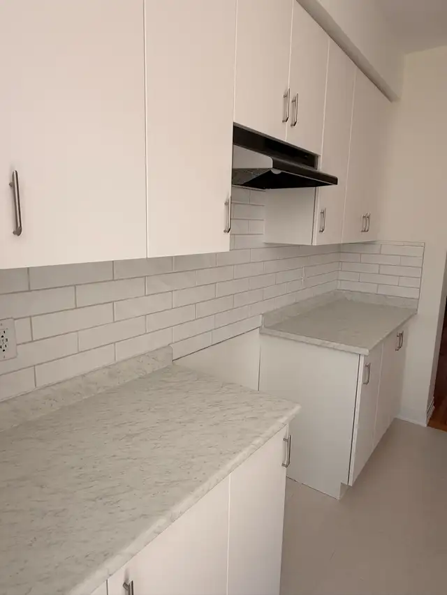 Professional kitchen backsplash installation 437431576738539520