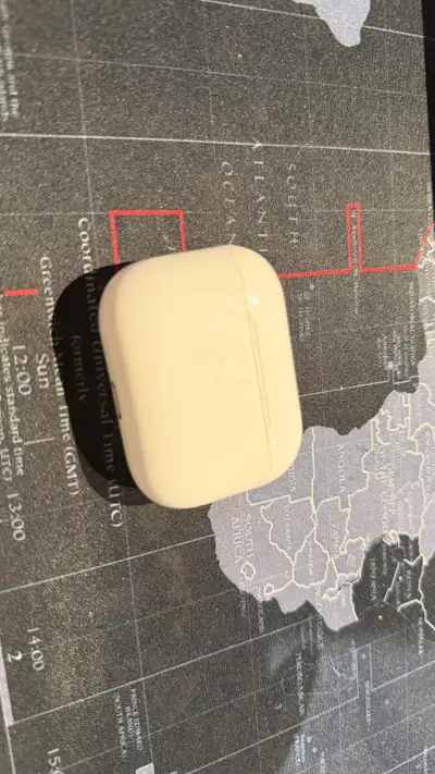 Apple AirPods Pro, View more