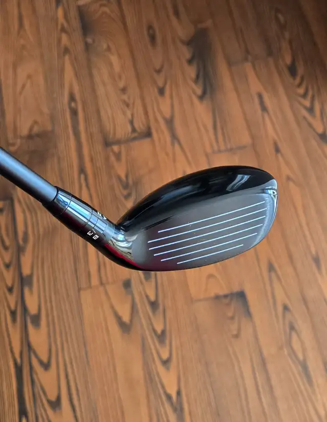 Titleist TSR3 Hybrid in Golf in Belleville - Image 4