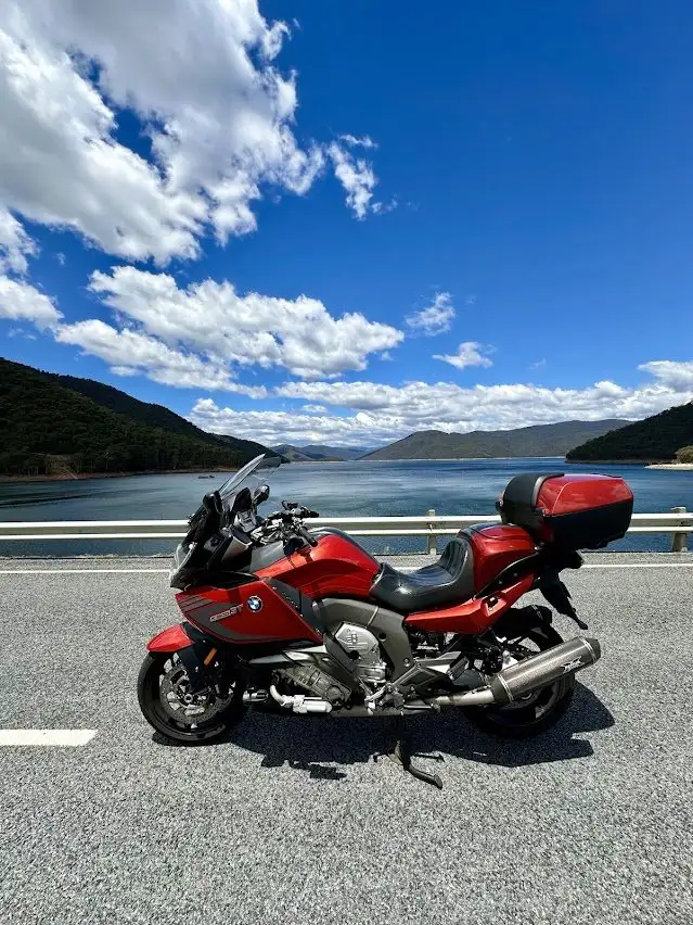 Corbin Smuggler seat for BMW K1600 in Motorcycle Parts & Accessories in Hamilton - Image 10