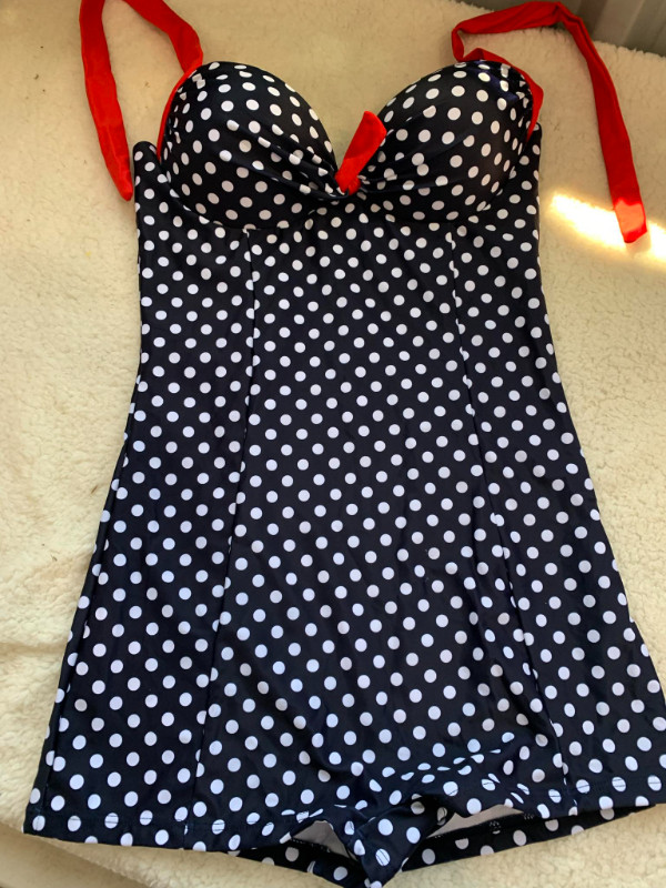 NEW Zeus Women One Piece Bathing Suit Dotted Beachwear Medium in Women's - Other in Windsor Region