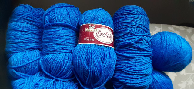 KNITTING YARN – SKY BLUE in Hobbies & Crafts in City of Toronto - Image 2