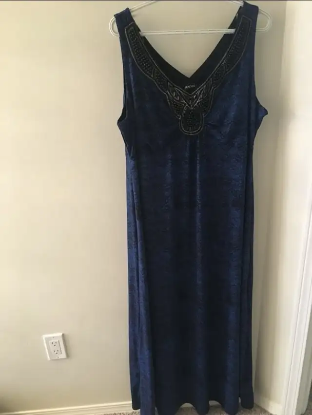 Women's Dress (Jessica) -Size 18 in Women's - Dresses & Skirts in Winnipeg - Image 2
