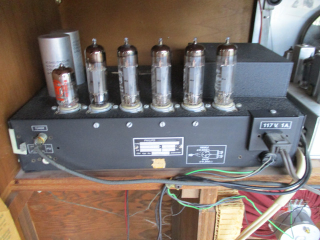 Philips Mono Block Tube Amplifier/  Stereo Console in General Electronics in Brantford