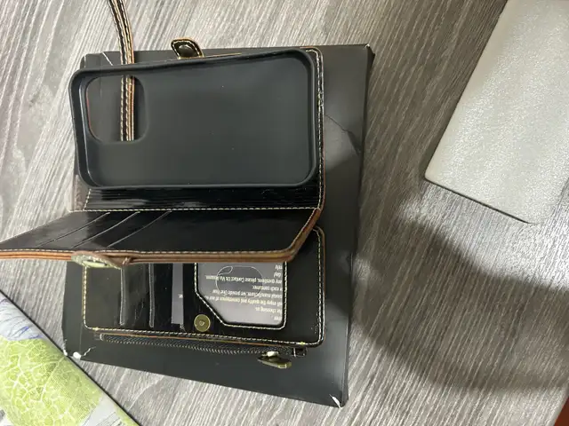 NEW-Defencase iPhone 16 Pro Wallet Case with Zipper in Cell Phone Accessories in Mississauga / Peel Region - Image 8