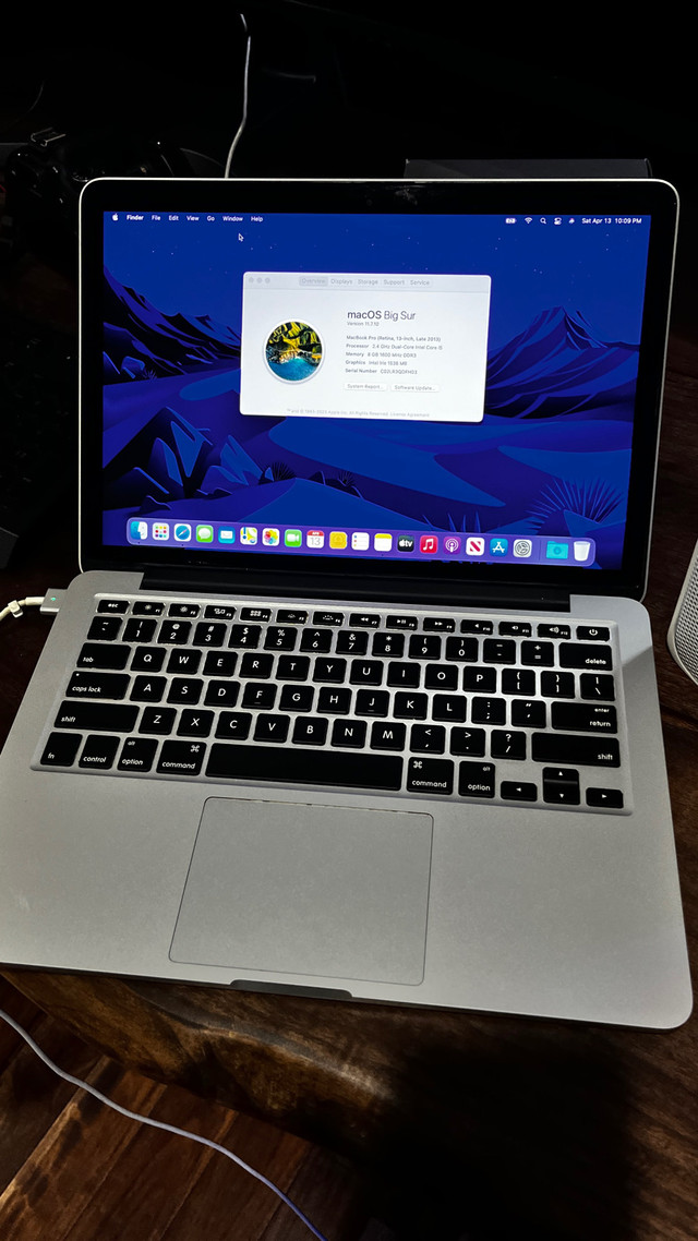MacBook Pro 13 inch retina screen  in Laptops in Victoria - Image 4