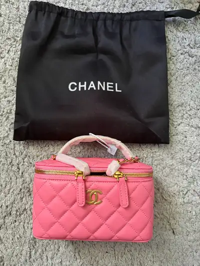 women’s Chanel purse / vanity bag , View more