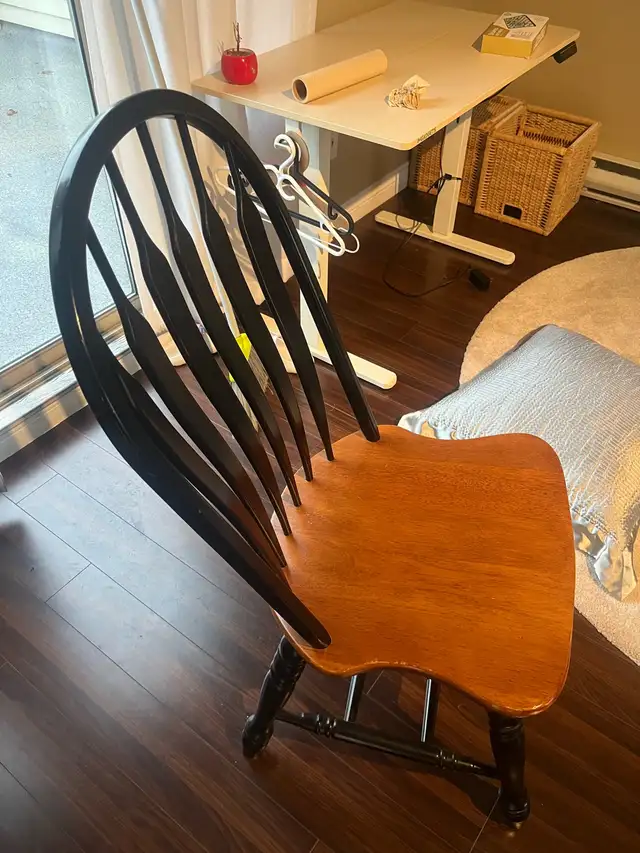 Wood Chair Windsor steambent arrow back chair in Chairs & Recliners in Downtown-West End - Image 5