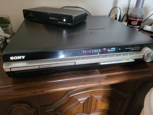 Sony 5 disc home theatre system in Stereo Systems & Home Theatre in Dartmouth
