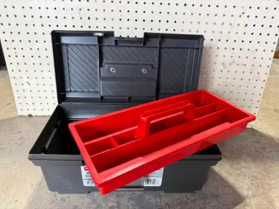 Rubbermaid Roughneck tool box, View more