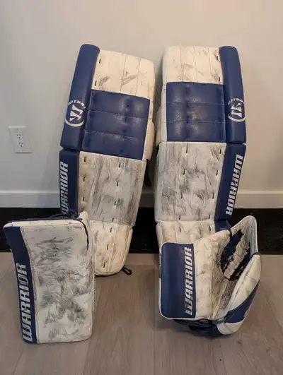 full set goalie gear, View more