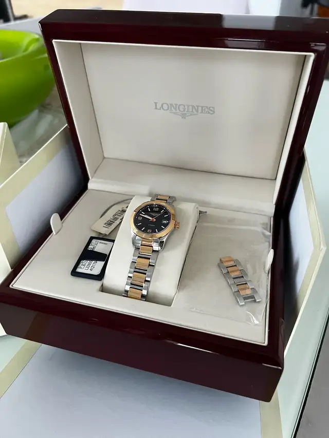 Longines Conquest Classic S&G Automatic - Ladies Watch in Jewellery & Watches in City of Toronto - Image 2