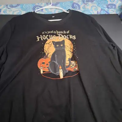 Hocus Pocus 2XL Sweatshirt, View more
