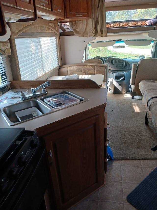 RV 29' 2003 Chateau Sport RVs & Motorhomes Barrie Kijiji