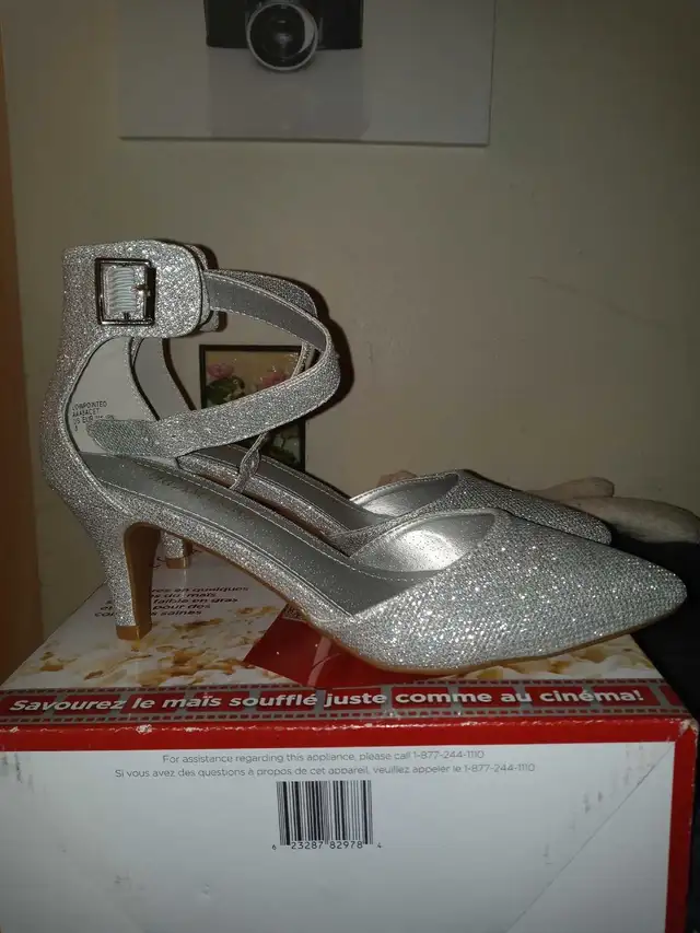 New!!! Beautiful Cat heel shoes62863730286465121