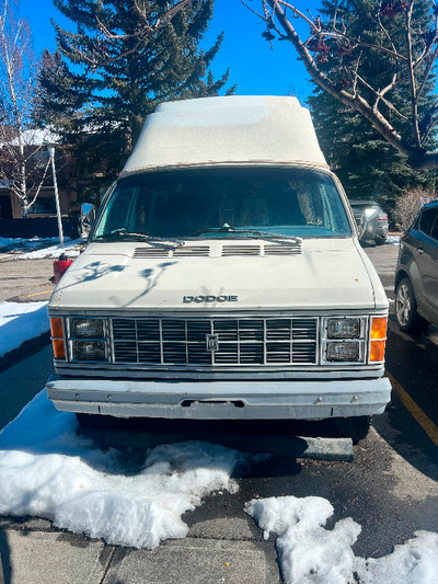 1979 Dodge Ram Camper Van