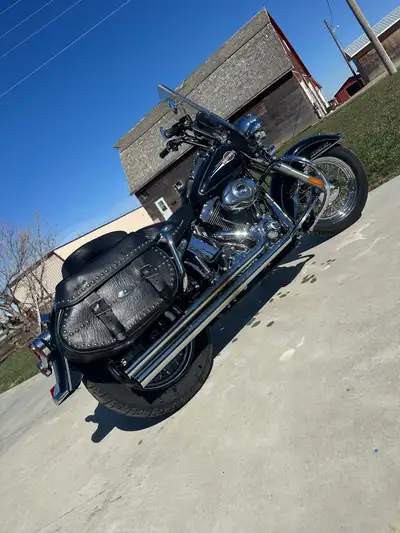 08 Heritage Softail. Great condition. 28,000 km. Stock engine. Never been tampered with! New rear ti...