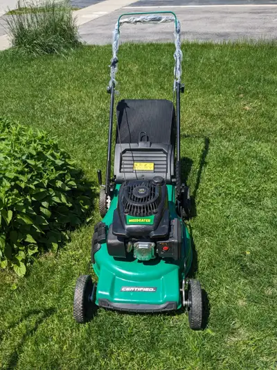 Lawnmower with Bag (Certified WeedEater)