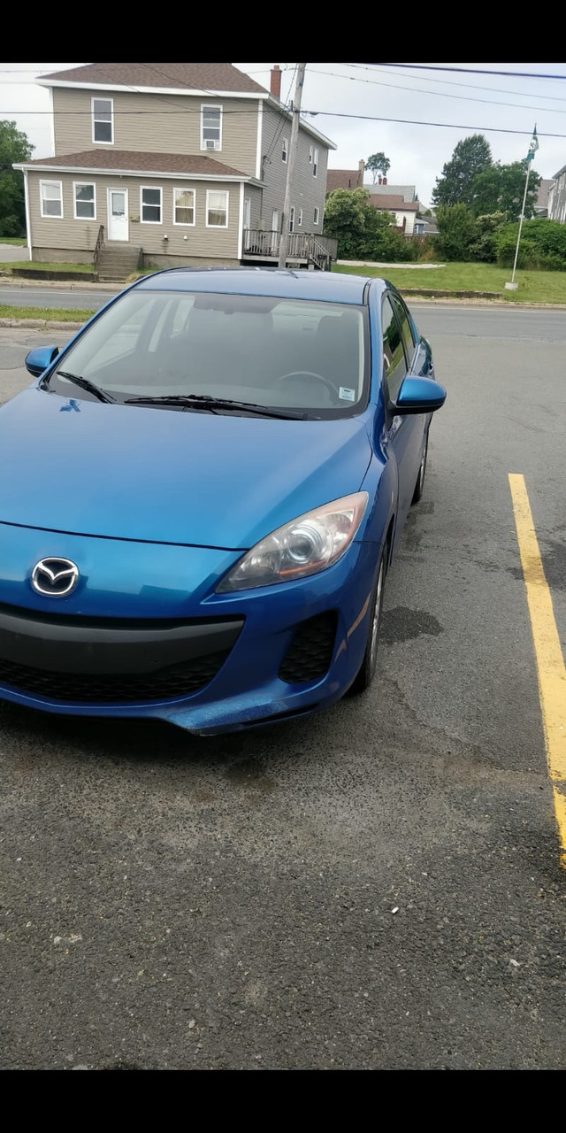 Mazda 3 sky activ 4dr automatic  in Cars & Trucks in City of Halifax