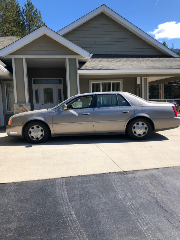 2002 Cadillac Deville For Sale in Cars & Trucks in Nelson