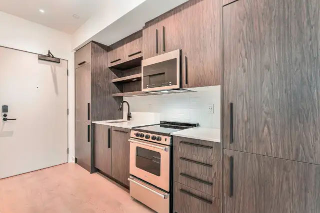 High-end 1 bed 1 bath63660947182851121